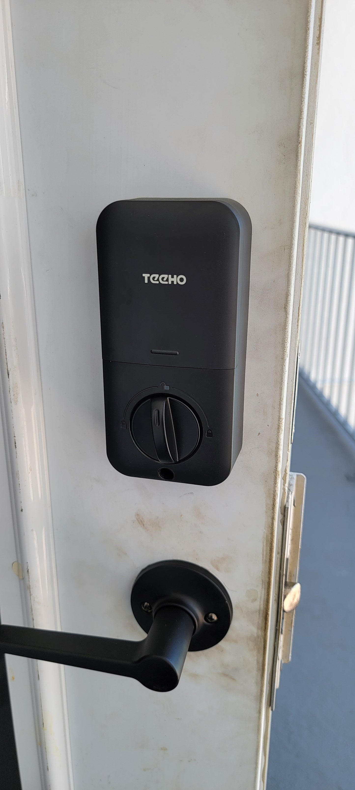Instalación de cerradura inteligente