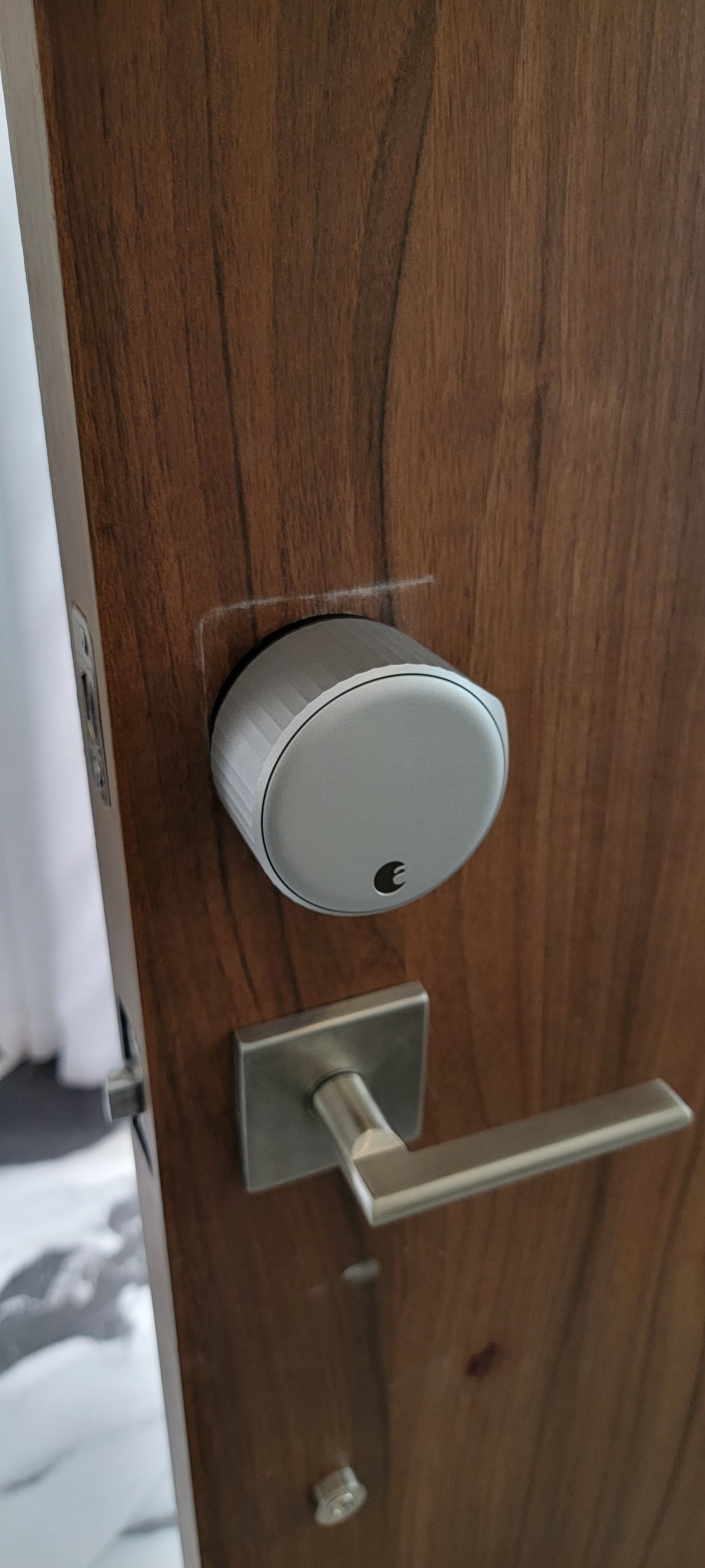Instalación de cerradura inteligente