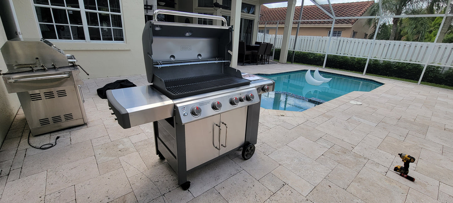 Grill or Barbeque Assembly