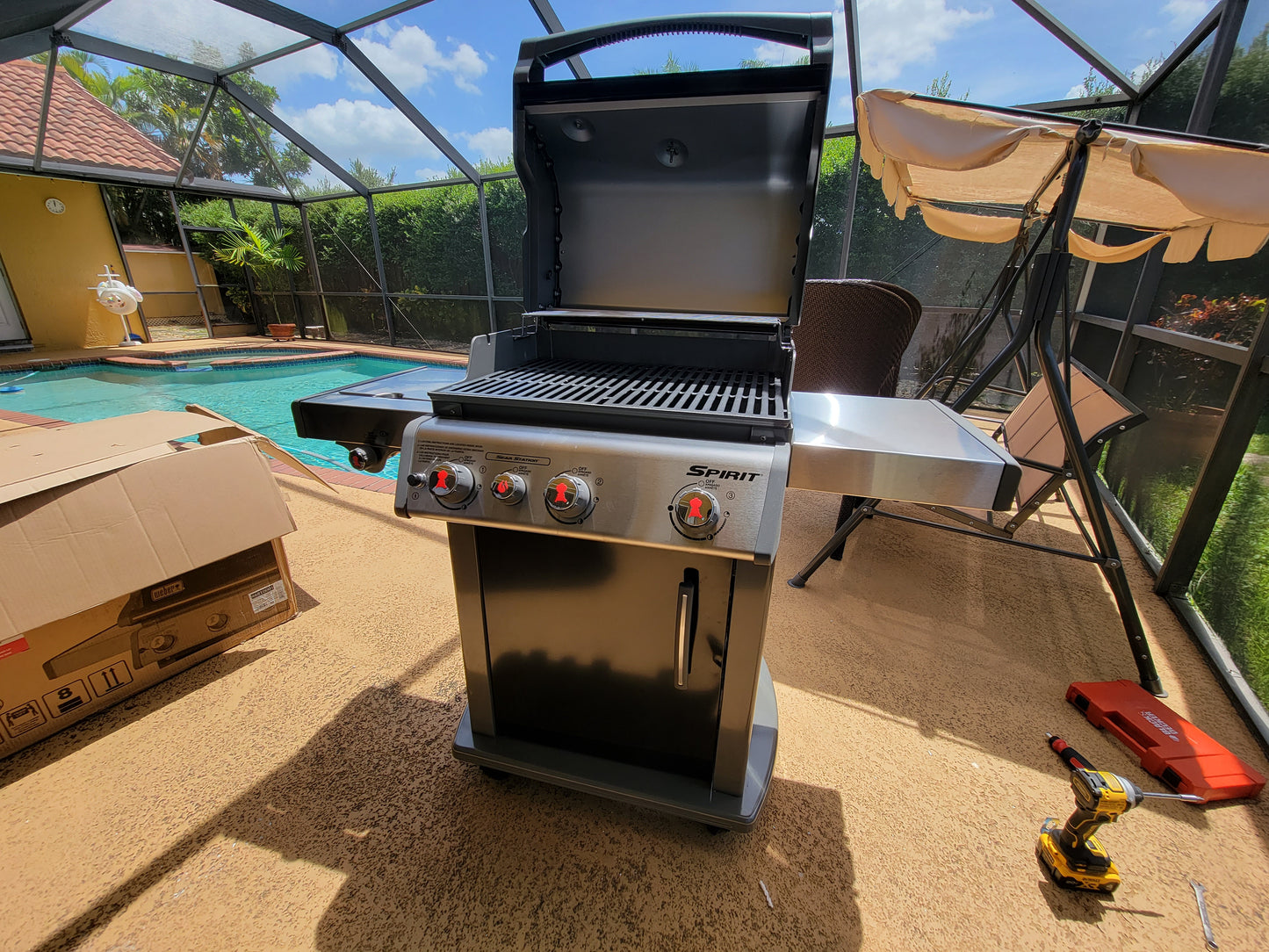Grill or Barbeque Assembly