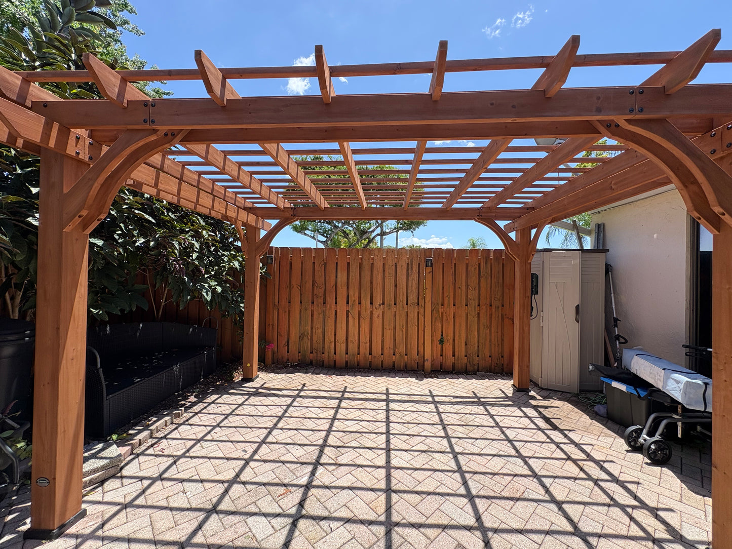 Montaje de pérgola