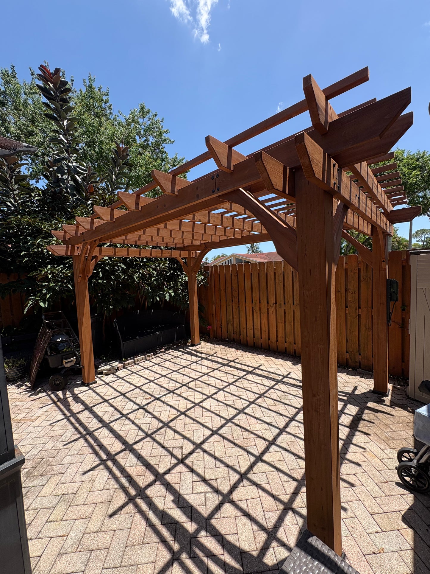 Montaje de pérgola
