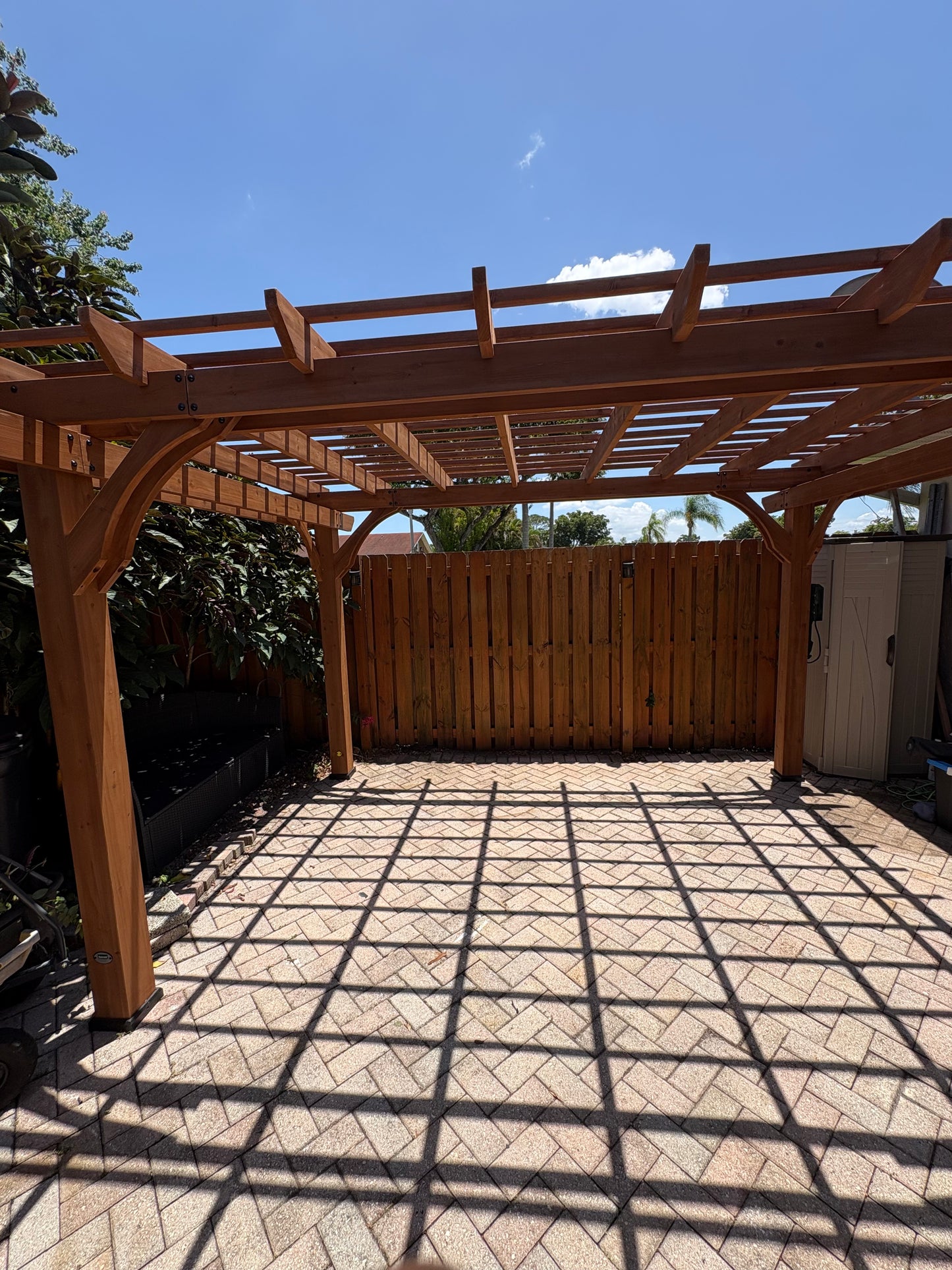 Montaje de pérgola