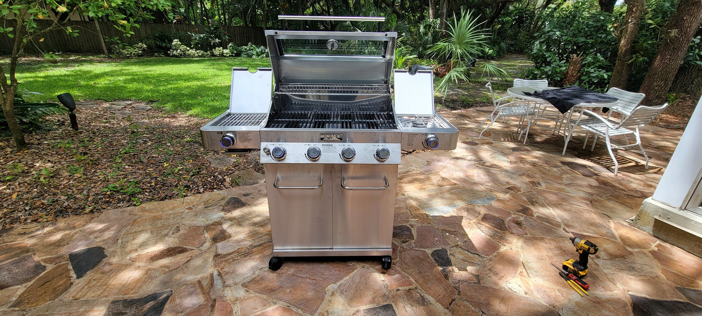 Grill or Barbeque Assembly